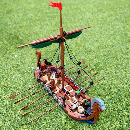 Medieval Viking Longship - 463-Piece MOC Building Block Set